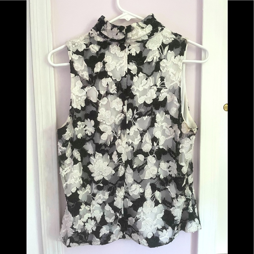 JS BOUTIQUE Black & white floral lacy top with beads- size L